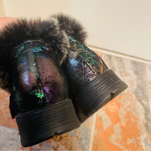 🥾NWOT! Fabulous HandMade Super Lady Star Arty Metallic & Fur Combat Style Boots - Picture 5 of 15